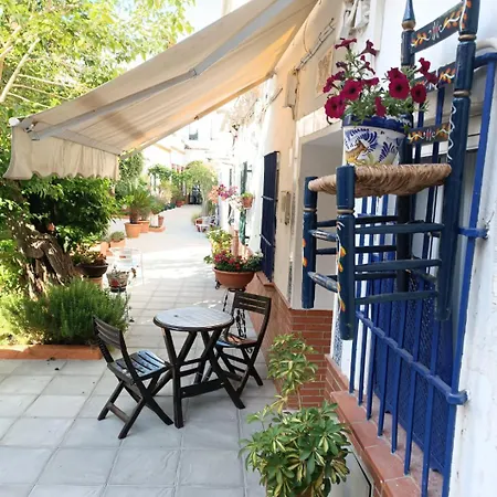 Tipico Y Pintoresco Patio De Vecinos, Con Encanto Appartamento Siviglia